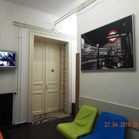 Violet Hostel Budapest Extérieur photo