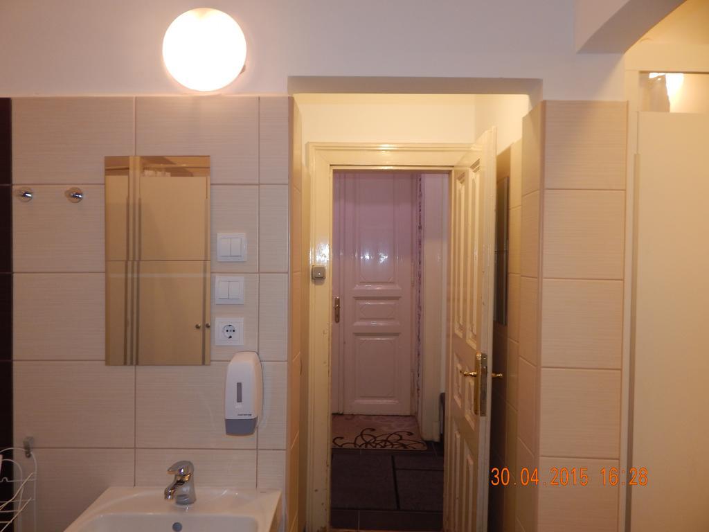 Violet Hostel Budapest Extérieur photo
